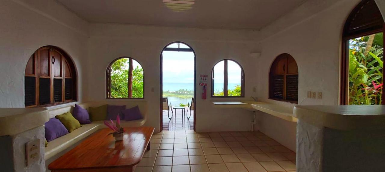 Lagunavista Villas Carate 外观 照片