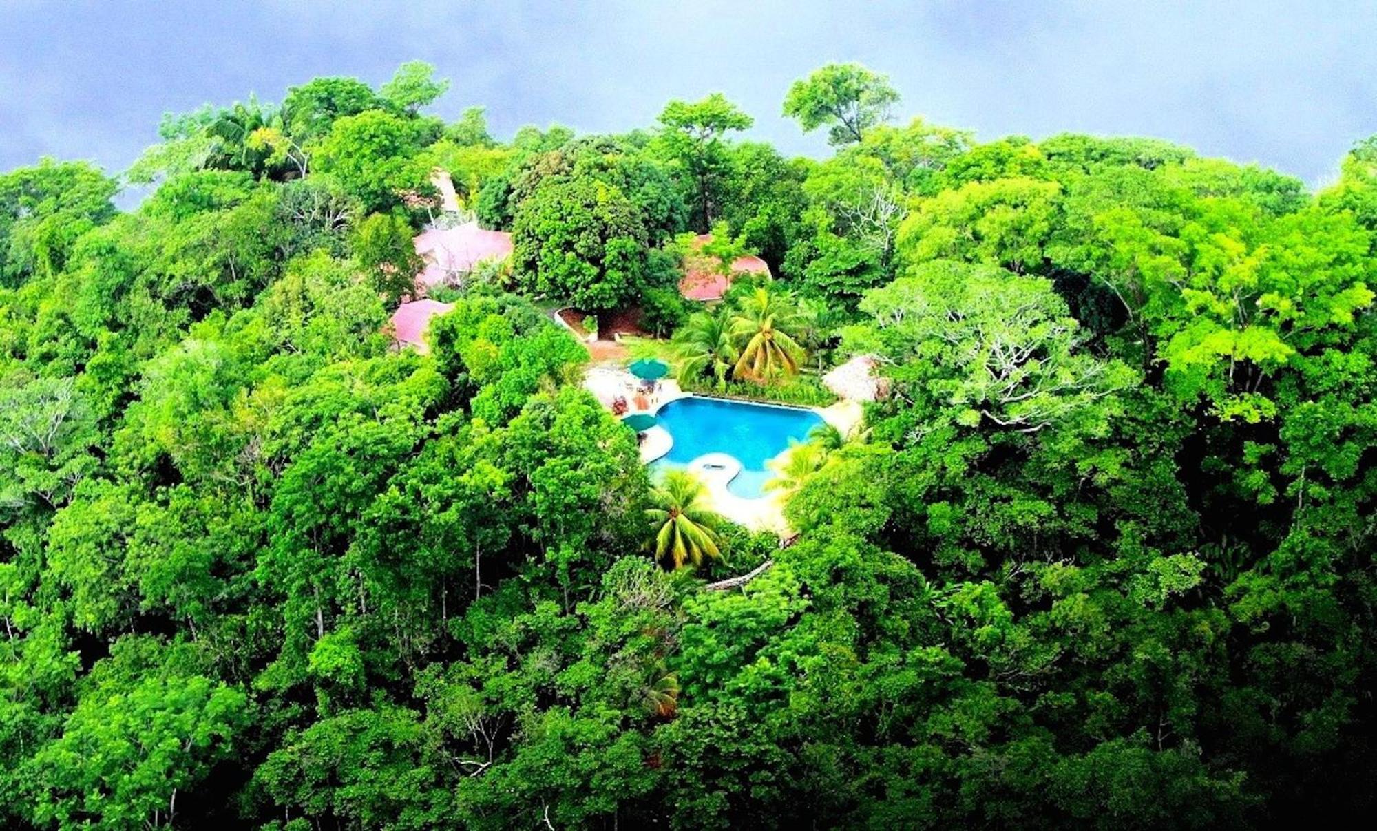 Lagunavista Villas Carate 外观 照片