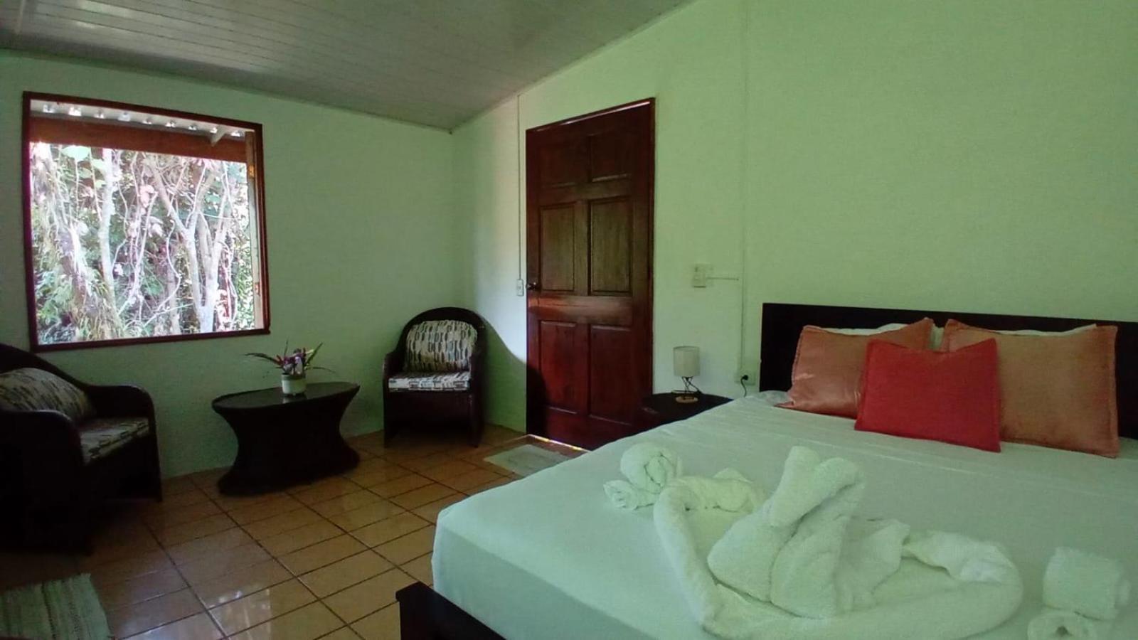 Lagunavista Villas Carate 外观 照片