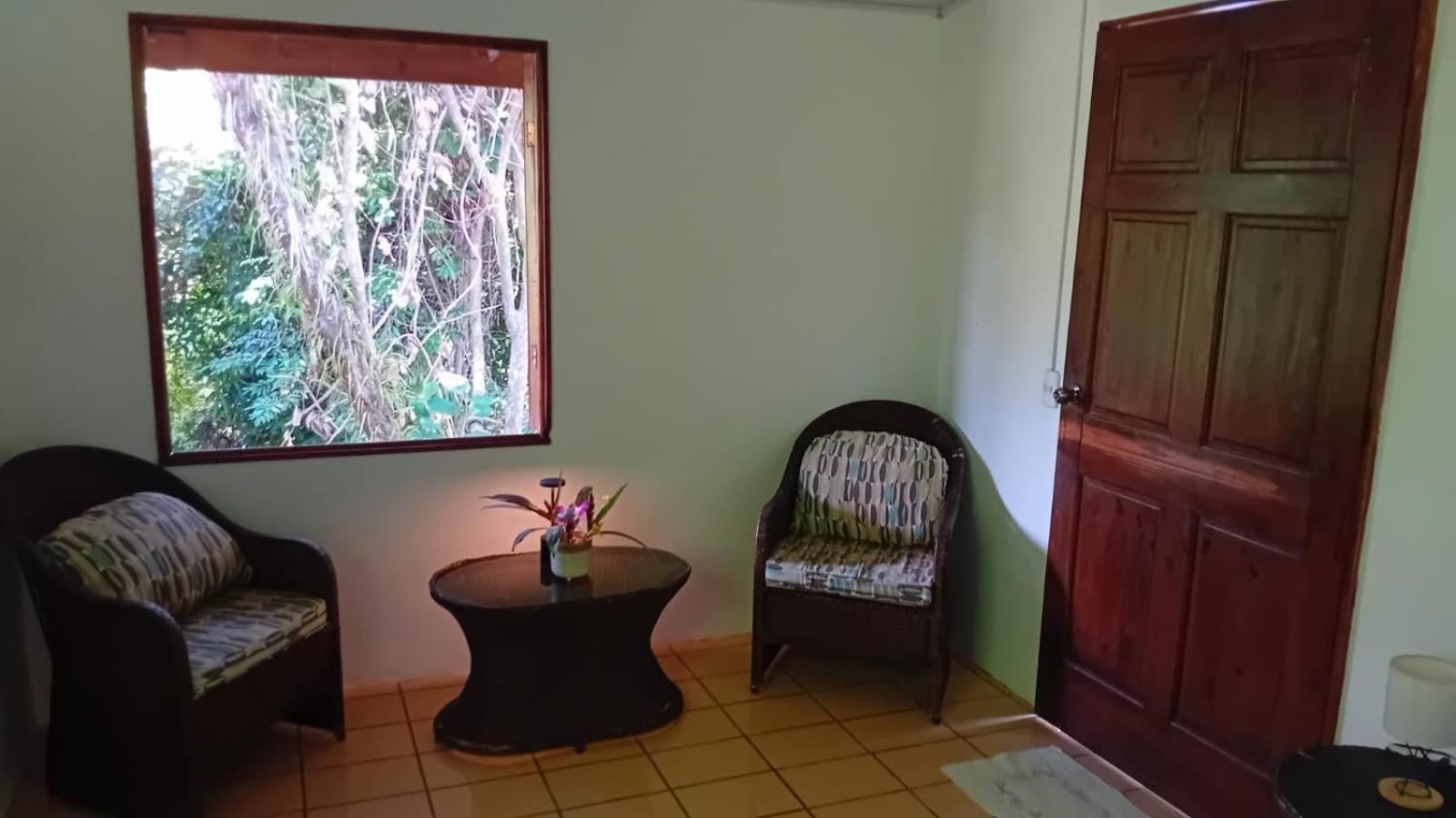 Lagunavista Villas Carate 外观 照片