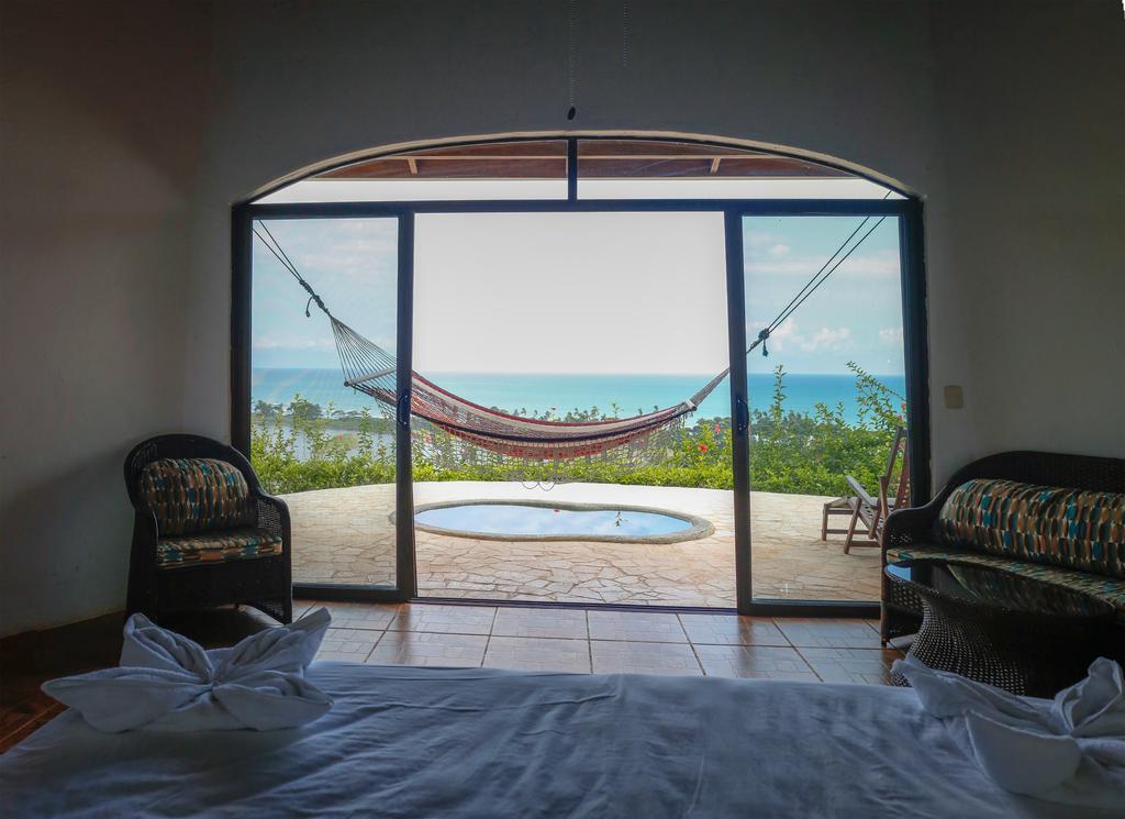 Lagunavista Villas Carate 外观 照片