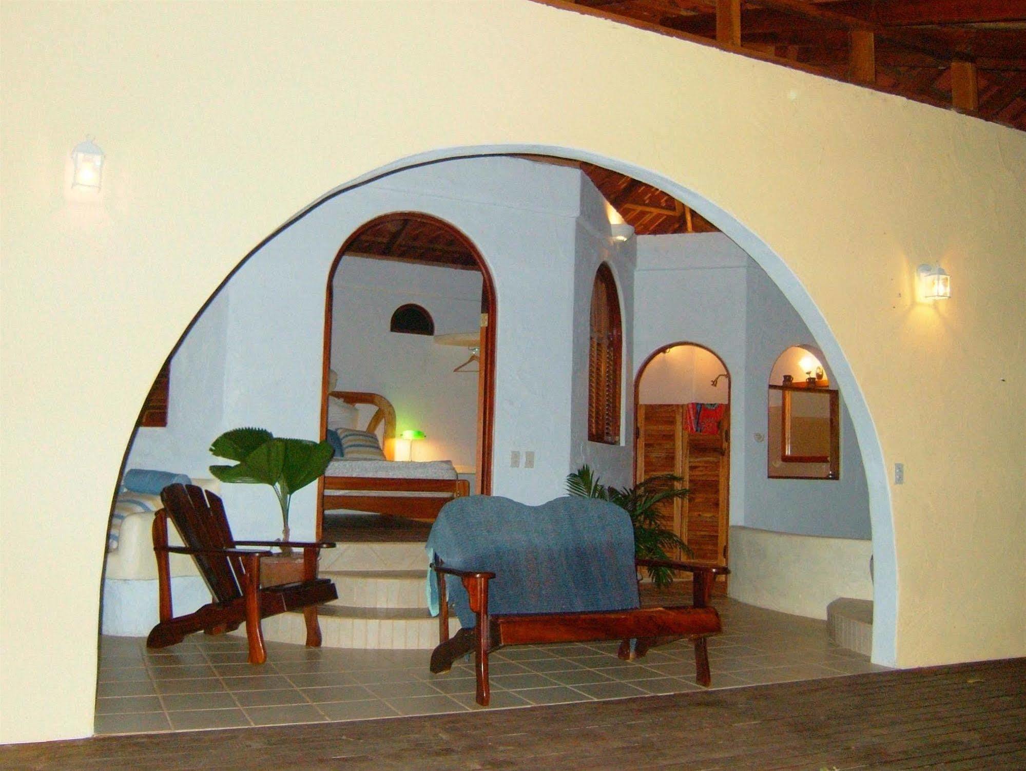 Lagunavista Villas Carate 外观 照片